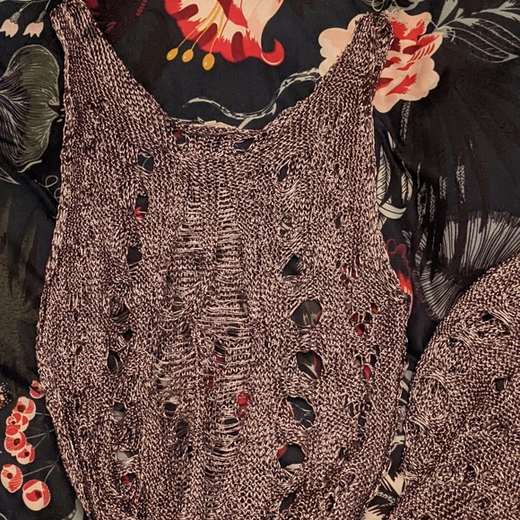 Metallic Ripped Maxi Dress - Picture 3 of 4